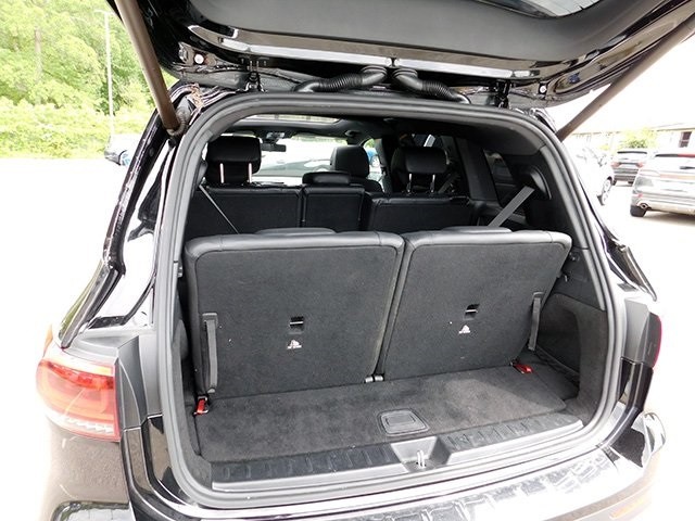 Mercedes-Benz GLB Vehicle Image 07