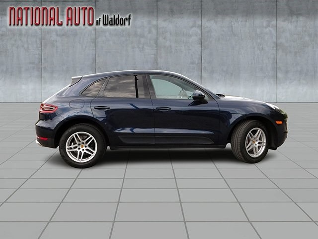 Porsche Macan Vehicle Image 04