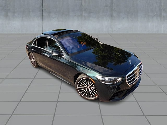 Mercedes-Benz S-Class Vehicle Image 02