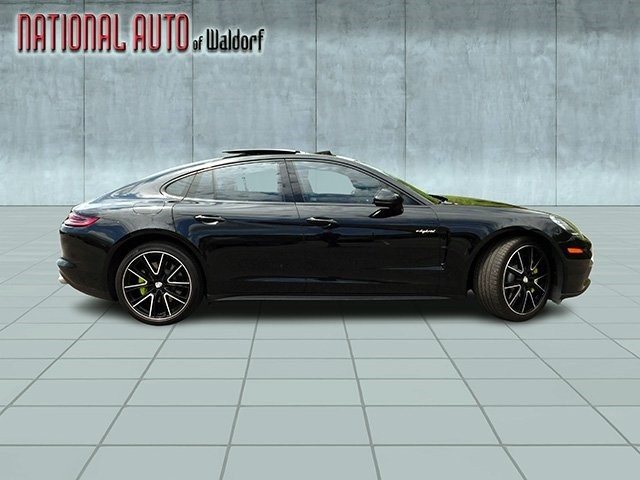 Porsche Panamera Vehicle Image 04