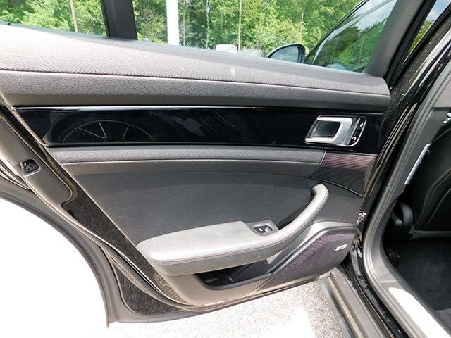 Porsche Panamera Vehicle Image 14