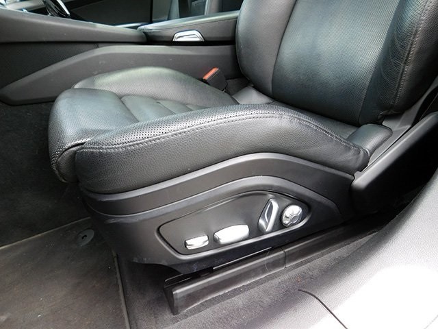 Porsche Panamera Vehicle Image 20