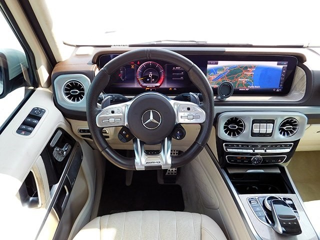 Mercedes-Benz G-Class Vehicle Image 13