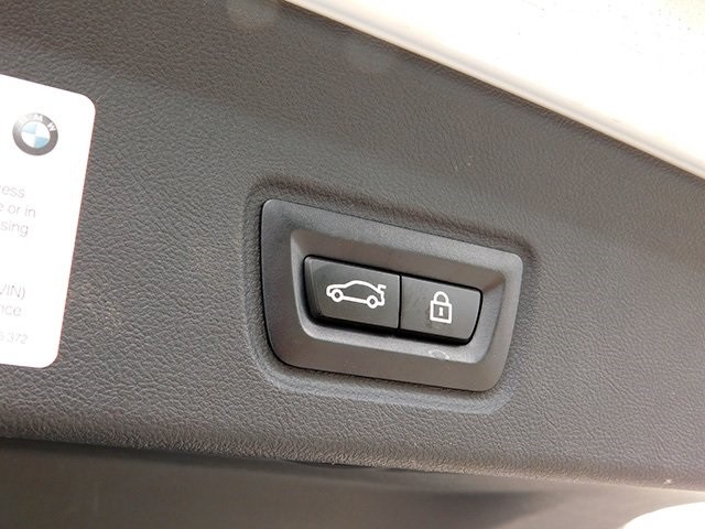 BMW 4 Series Vehicle Image 08