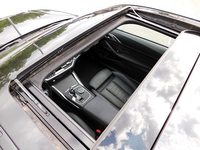 BMW 4 Series Vehicle Image 11