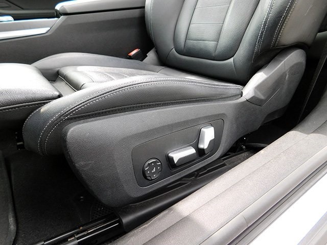 BMW 4 Series Vehicle Image 15
