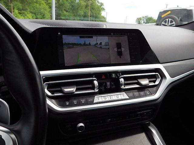 BMW 4 Series Vehicle Image 18