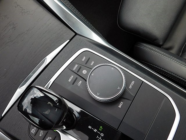 BMW 4 Series Vehicle Image 23
