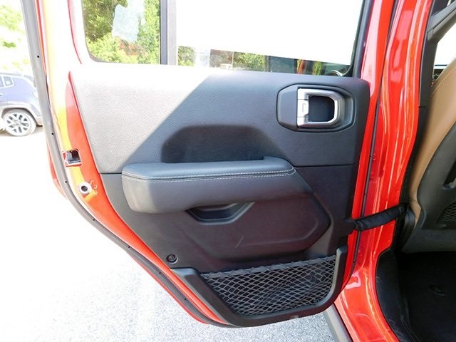 Jeep Gladiator Vehicle Image 11