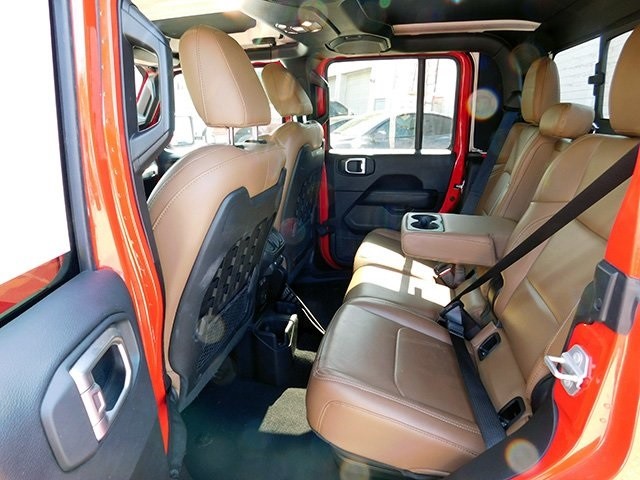 Jeep Gladiator Vehicle Image 12
