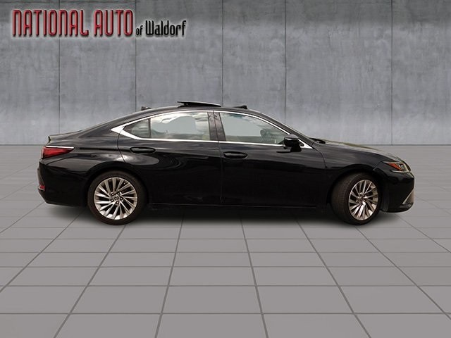 Lexus ES Vehicle Image 04