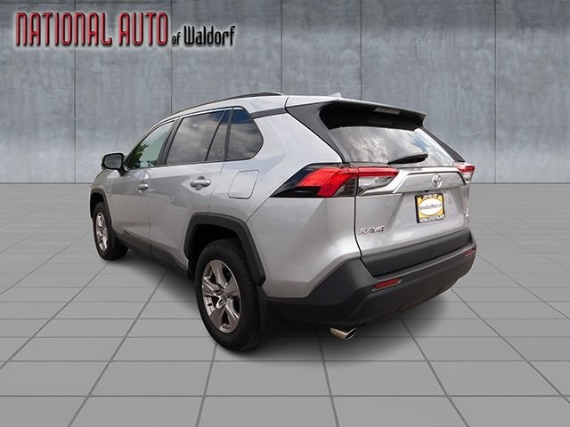 Toyota RAV4 Vehicle Image 04