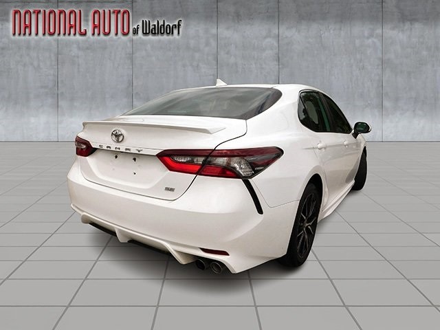Toyota Camry Vehicle Image 05