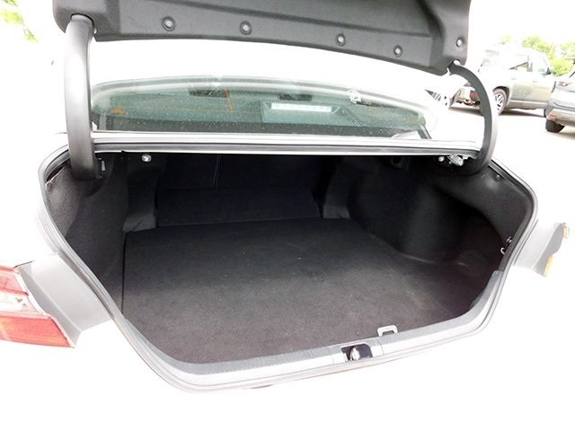 Toyota Camry Vehicle Image 07