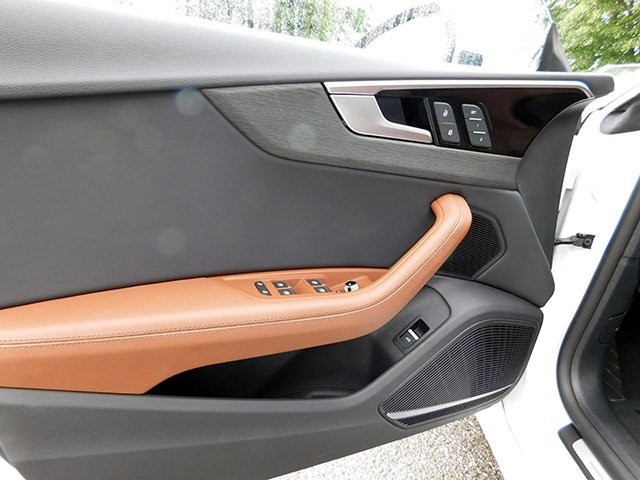 Audi A5 Sportback Vehicle Image 16