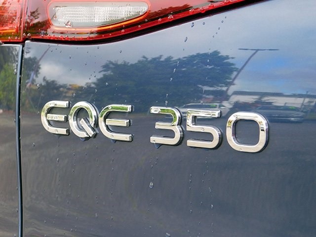Mercedes-Benz EQE Vehicle Image 07