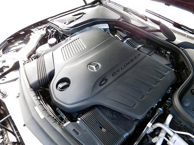 Mercedes-Benz CLS Vehicle Image 27