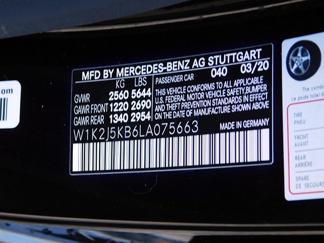 Mercedes-Benz CLS Vehicle Image 29