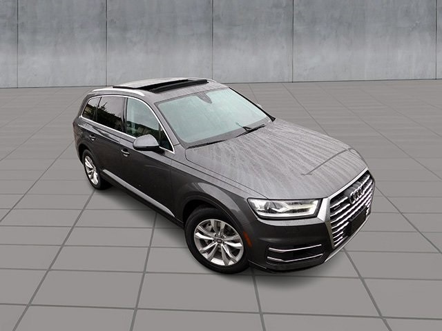 Audi Q7 Vehicle Image 02