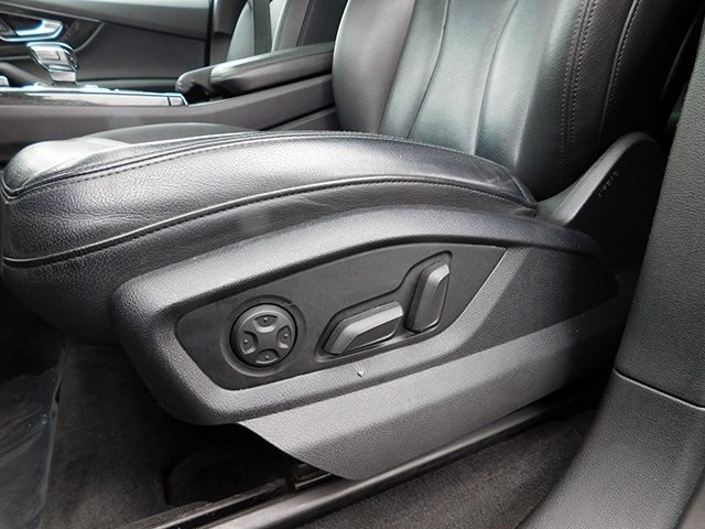 Audi Q7 Vehicle Image 17