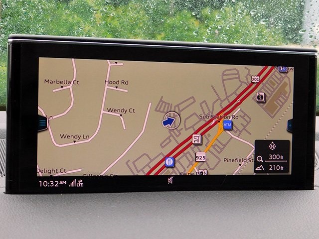 Audi Q7 Vehicle Image 20
