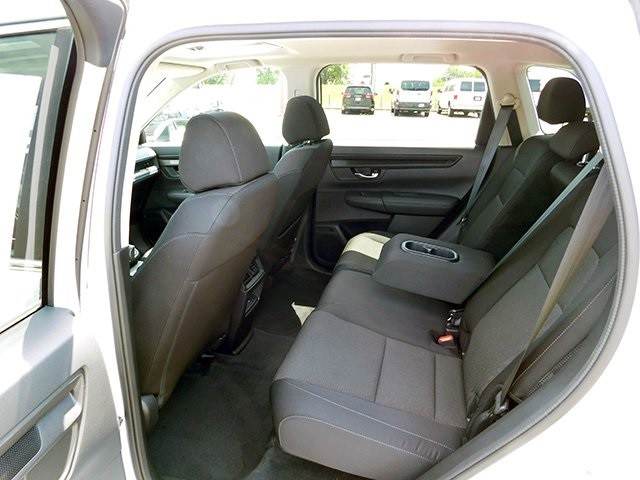 Honda CR-V Vehicle Image 09