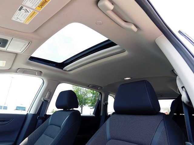 Honda CR-V Vehicle Image 15