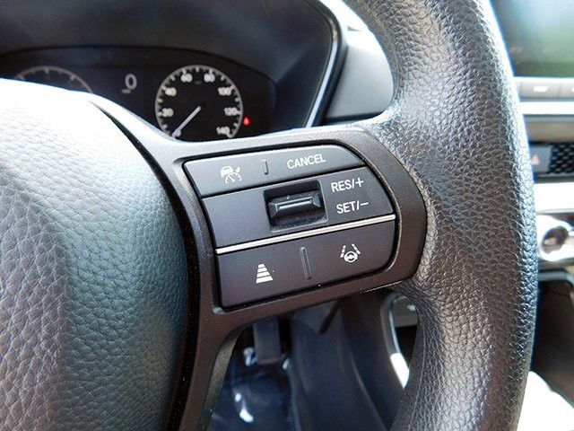 Honda CR-V Vehicle Image 19