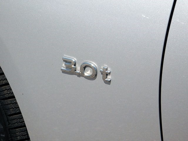 INFINITI Q50 Vehicle Image 13