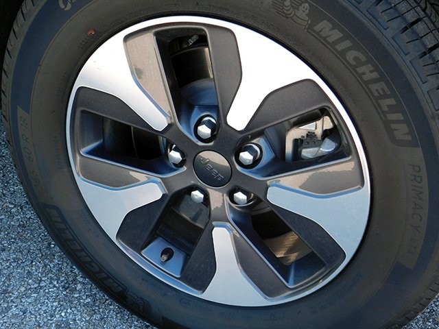 Jeep Grand Cherokee 4xe Vehicle Image 09