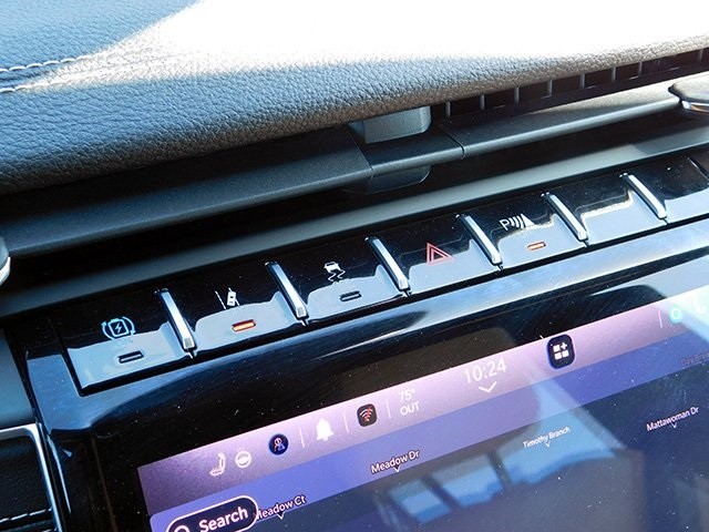 Jeep Grand Cherokee 4xe Vehicle Image 22