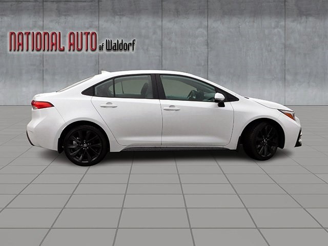 Toyota Corolla Vehicle Image 03