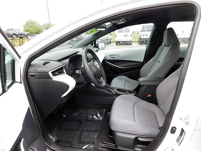 Toyota Corolla Vehicle Image 13