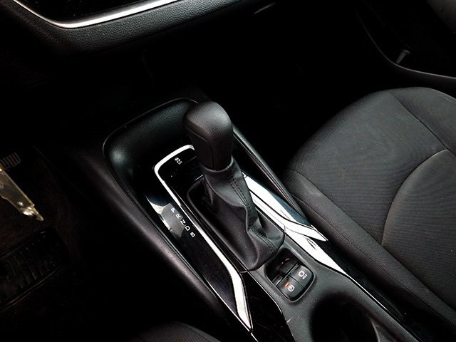 Toyota Corolla Vehicle Image 13
