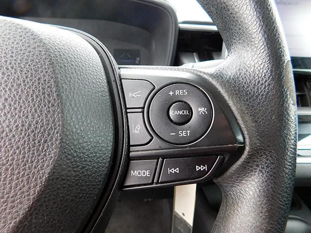 Toyota Corolla Vehicle Image 14