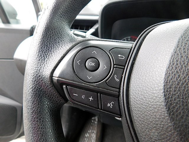 Toyota Corolla Vehicle Image 15