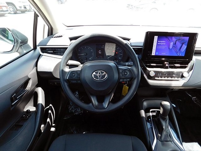 Toyota Corolla Vehicle Image 09
