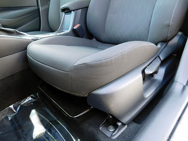 Toyota Corolla Vehicle Image 12