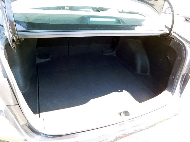 Toyota Corolla Vehicle Image 06