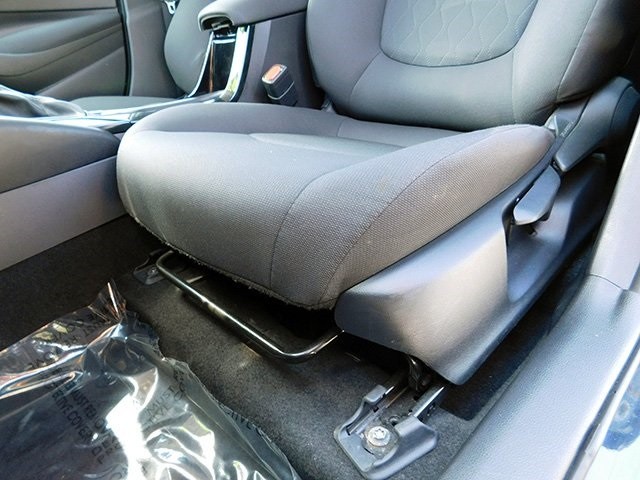 Toyota Corolla Vehicle Image 12