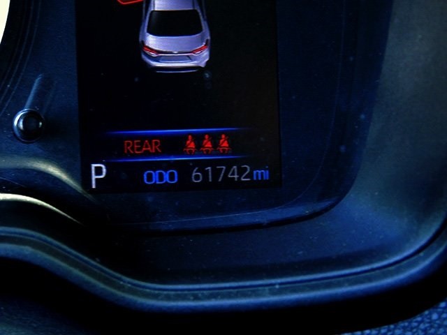 Toyota Corolla Vehicle Image 18