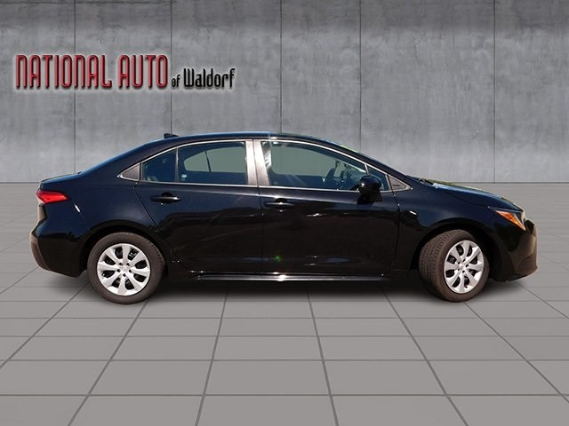 Toyota Corolla Vehicle Image 03