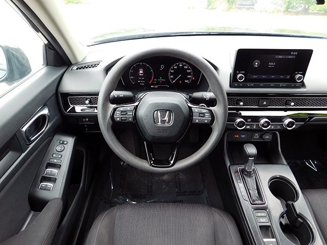 Honda Civic Sedan Vehicle Image 09