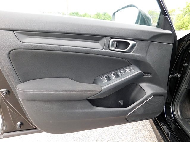 Honda Civic Sedan Vehicle Image 10