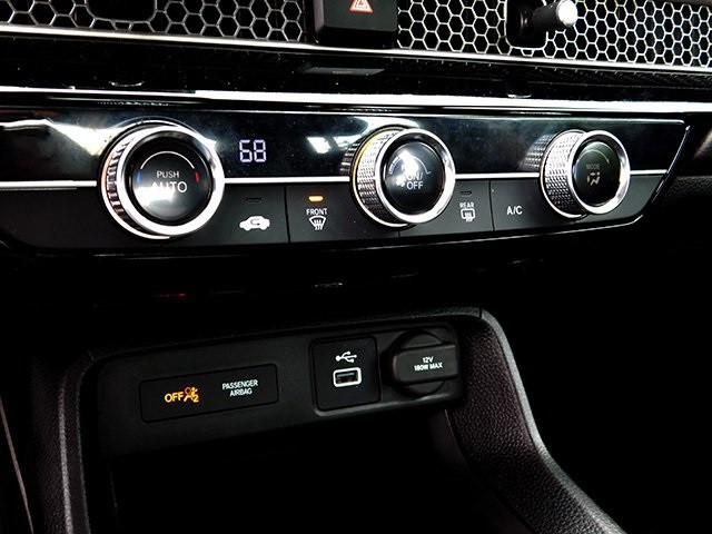 Honda Civic Sedan Vehicle Image 14