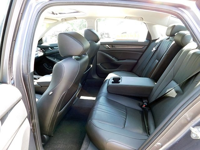 Honda Accord Sedan Vehicle Image 10