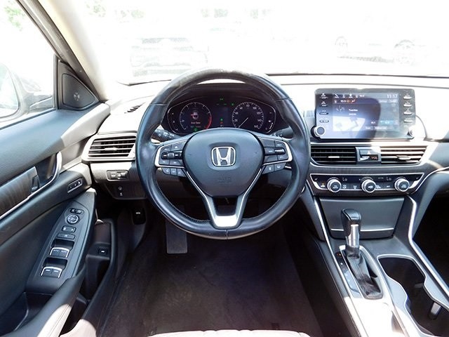 Honda Accord Sedan Vehicle Image 12