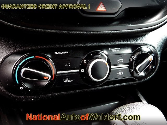 Kia Soul Vehicle Image 15