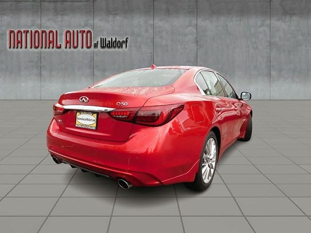 INFINITI Q50 Vehicle Image 05