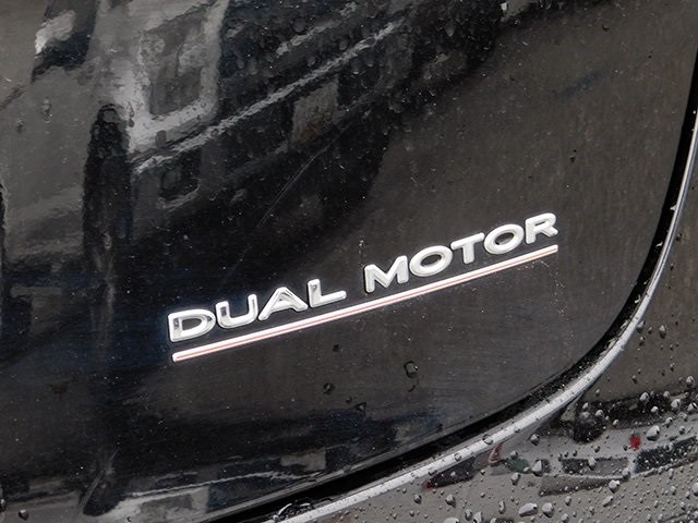 Tesla Model 3 Vehicle Image 06